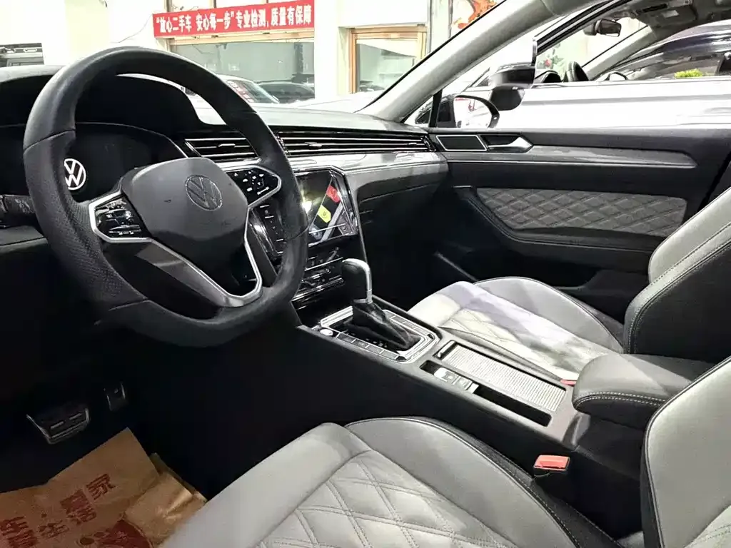 Volkswagen Magotan 2023 из CN, фото 4