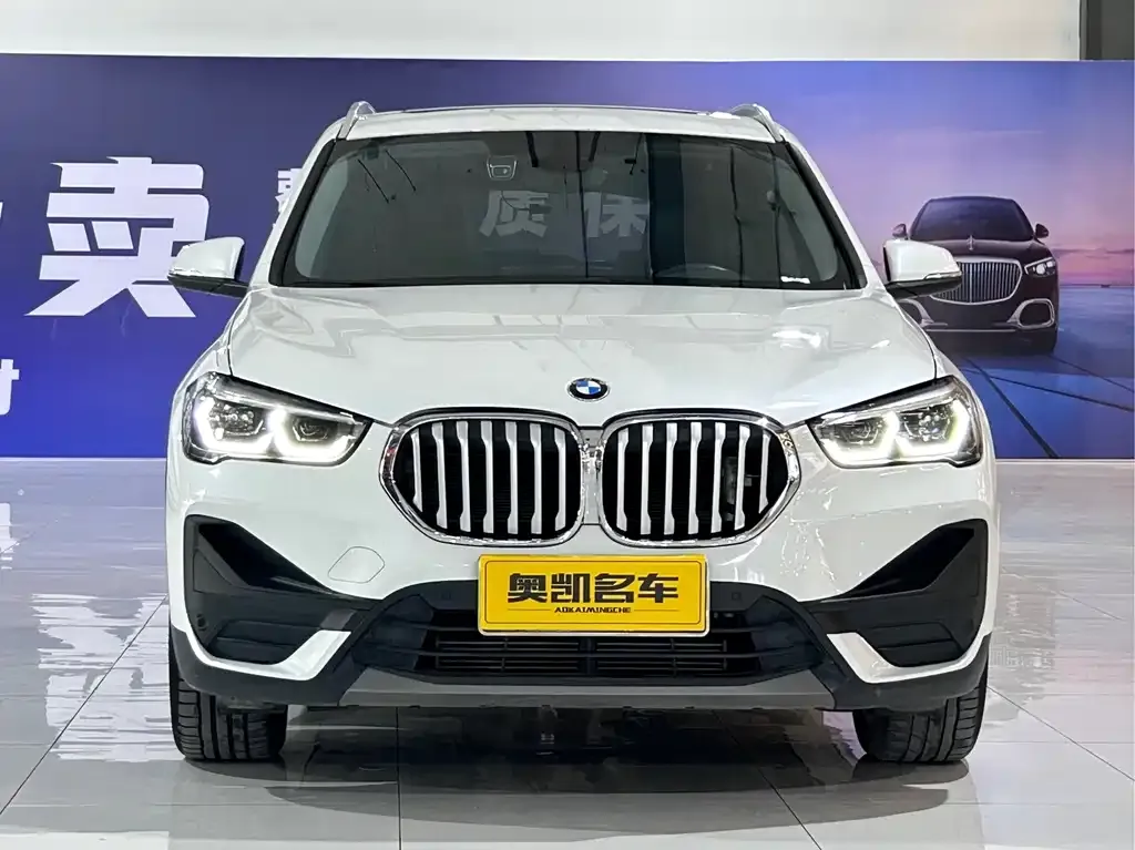 BMW X1 — фото 5