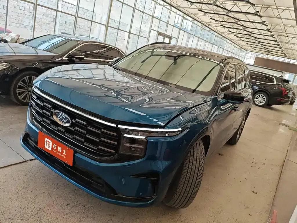 Ford Edge — фото 1