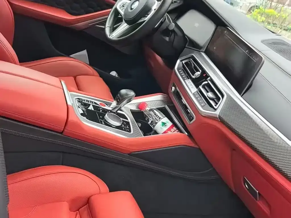 BMW X6 M 2023 из CN, фото 3