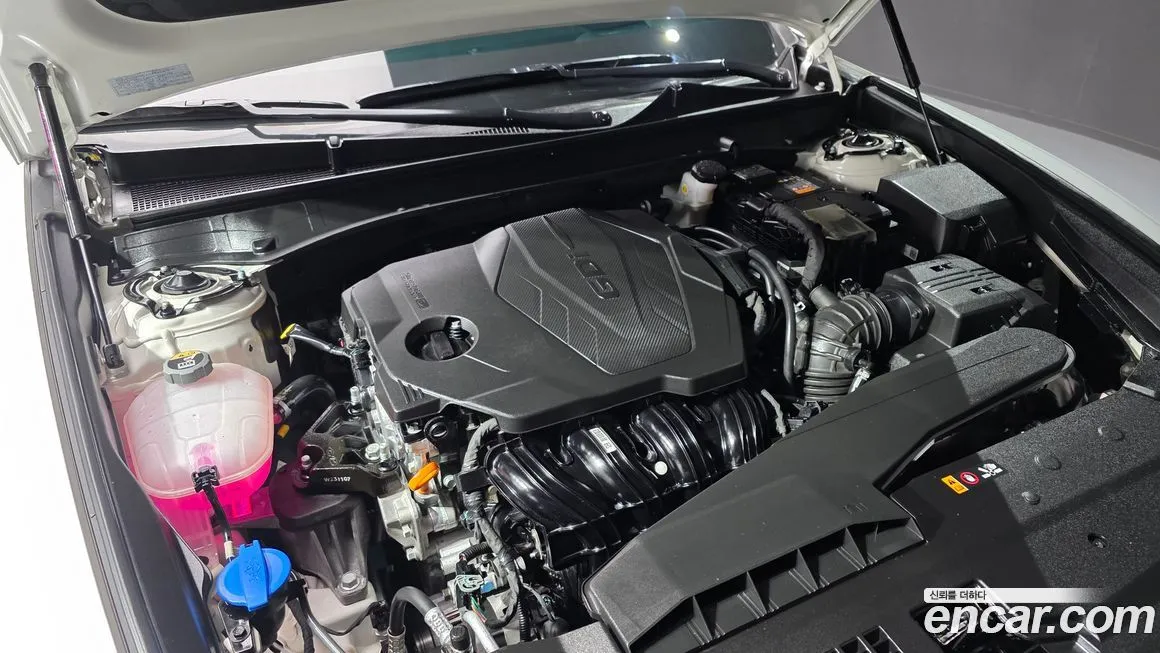 Hyundai Grandeur 2023 из KR, фото 9