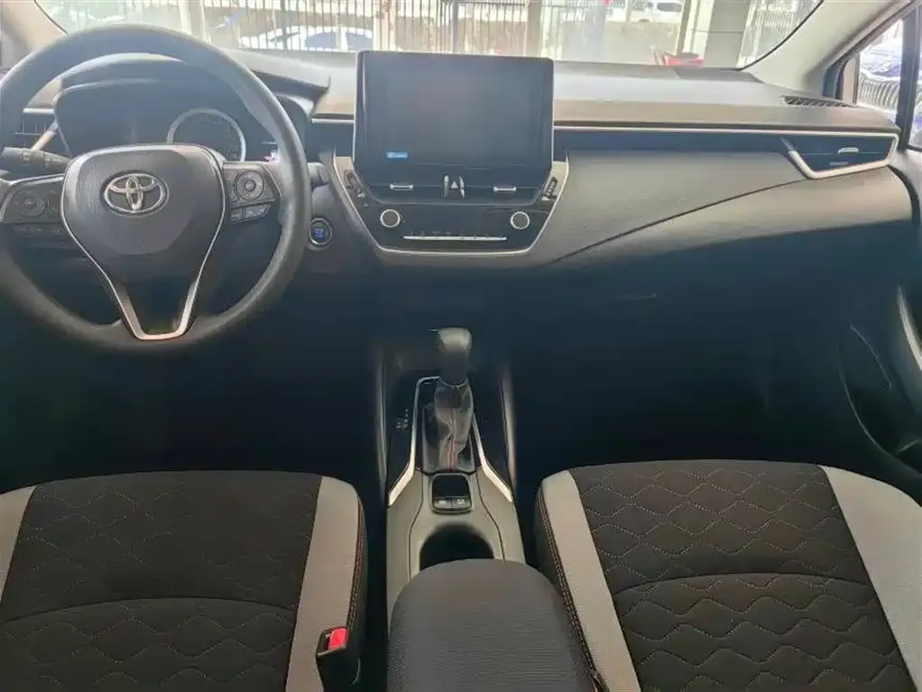 Toyota Corolla 2022 из CN, фото 2