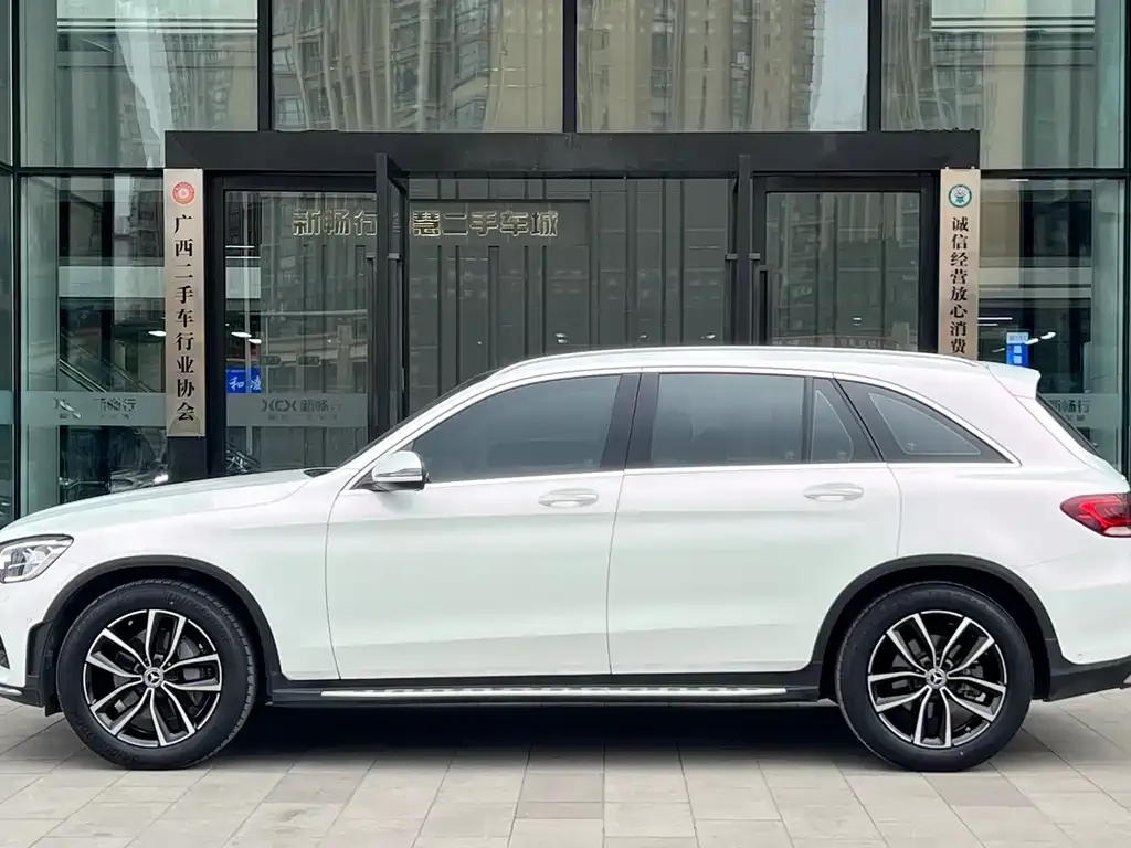Mercedes-Benz GLC — фото 4