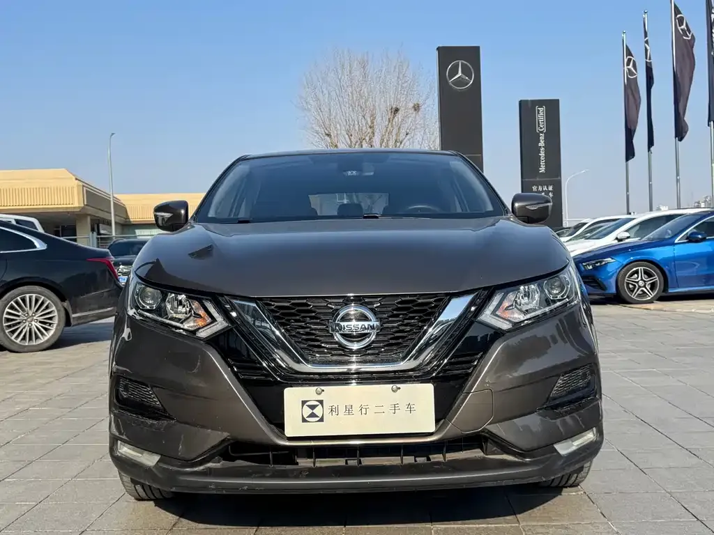 Nissan Qashqai — фото 10