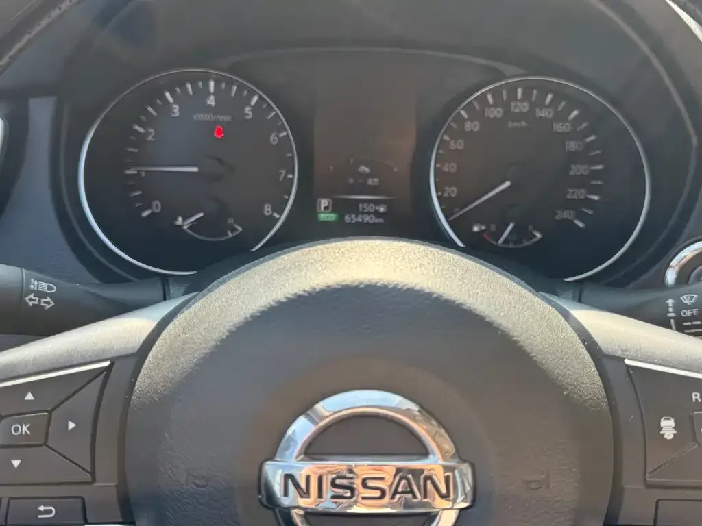 Nissan Qashqai — фото 4