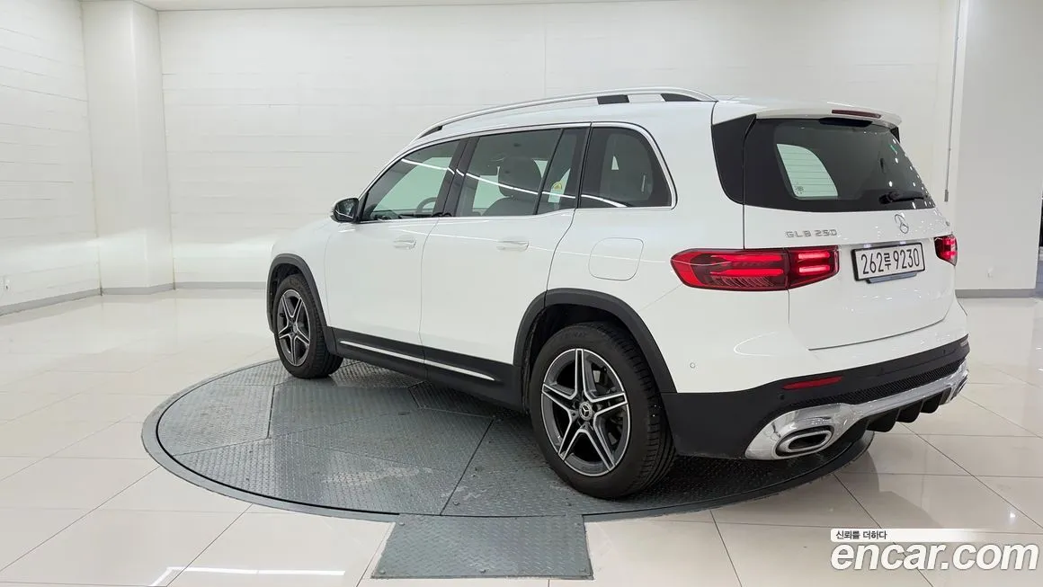 Mercedes-Benz GLB-Class 2025 из KR, фото 8