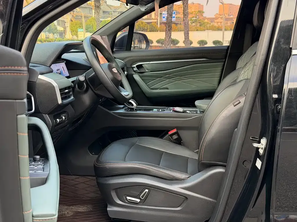 Geely Haoyue L 2024 из CN, фото 3