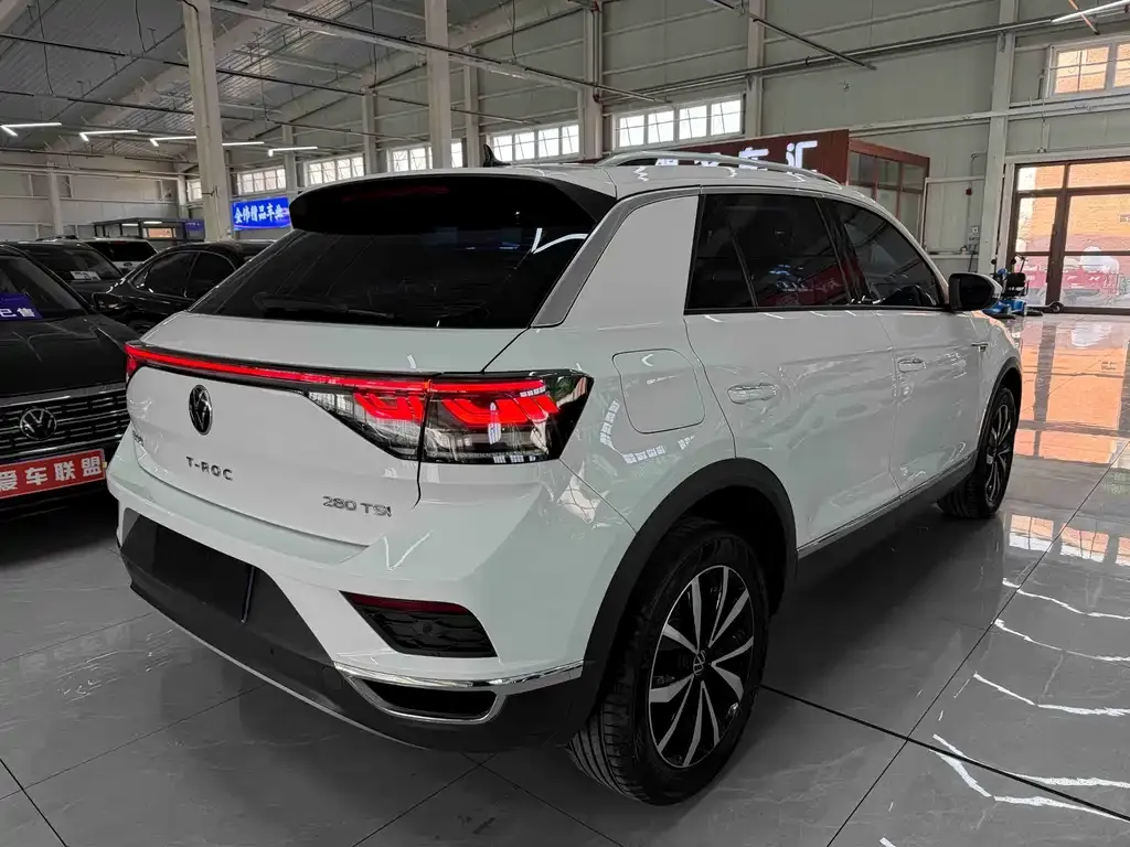 Volkswagen T-Roc 2024 из CN, фото 6
