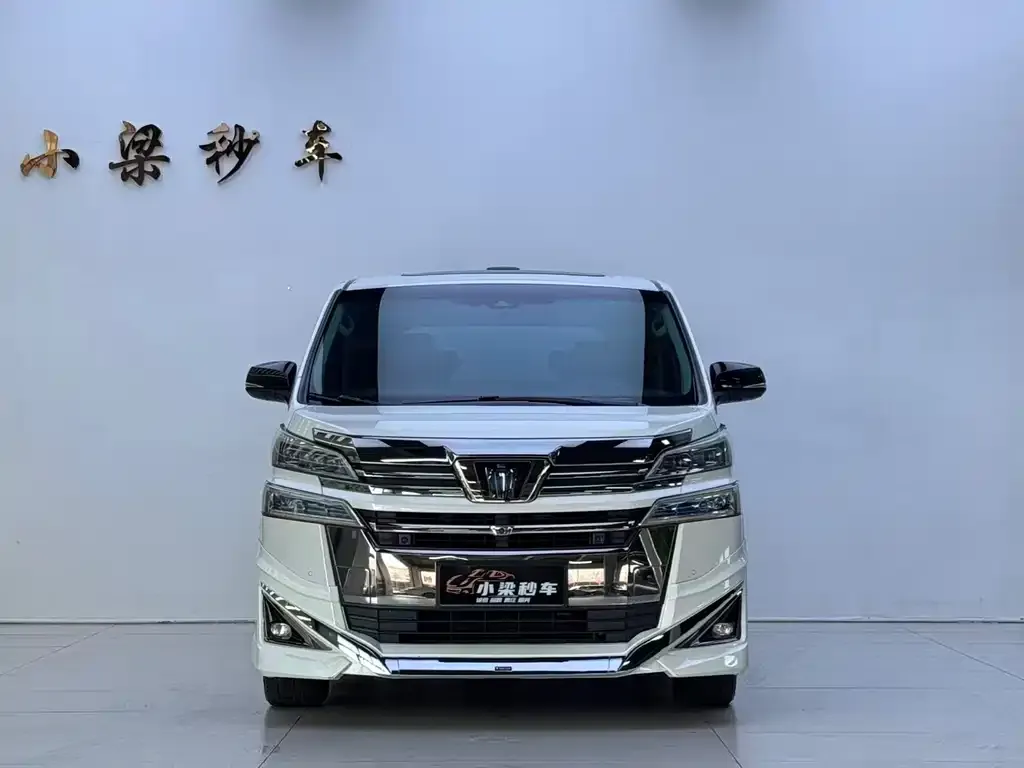 Toyota Vellfire — фото 6