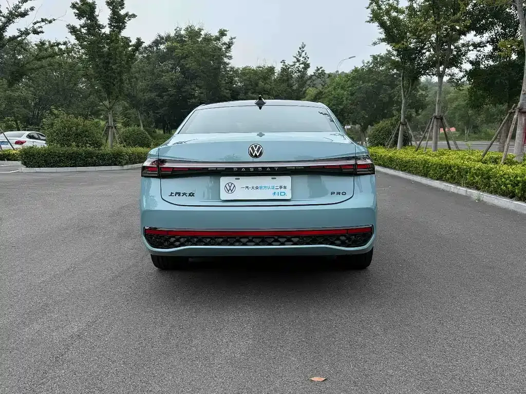Volkswagen Passat 2024 из CN, фото 5