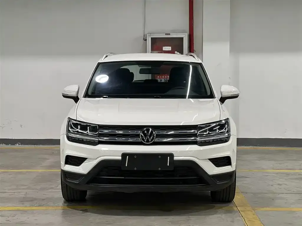 Volkswagen Tharu 2021 из CN, фото 8