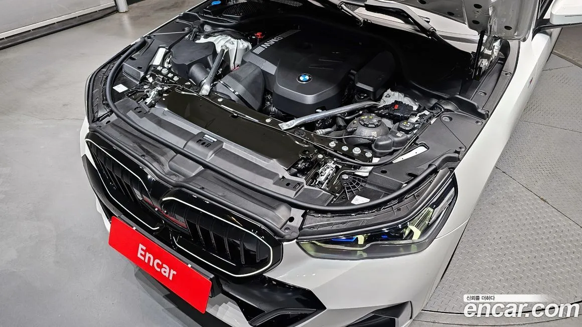 BMW 5-Series 2025 из KR, фото 3