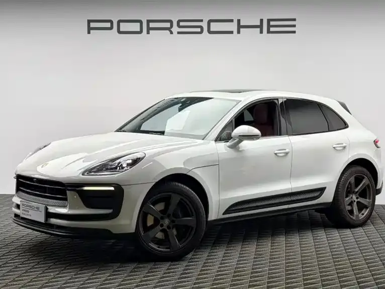 Porsche Macan — фото 1