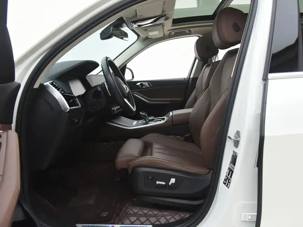 BMW X5 (Import) — фото 7