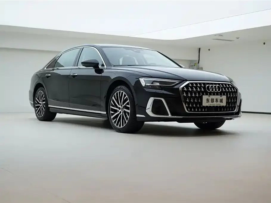 Audi A8 — фото 2