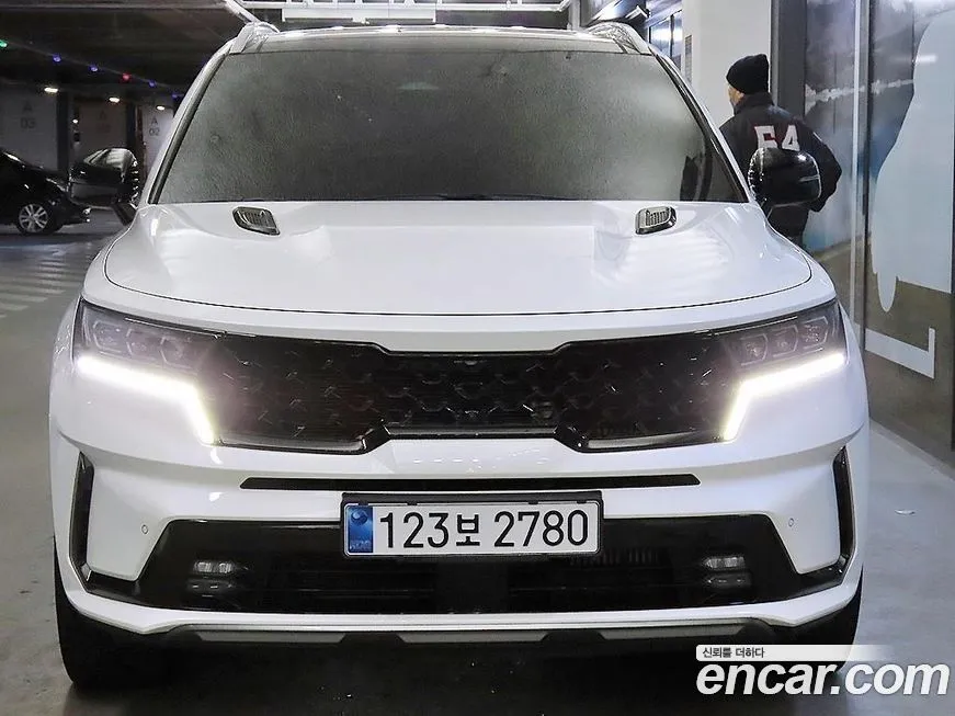 Kia Sorento — фото 7