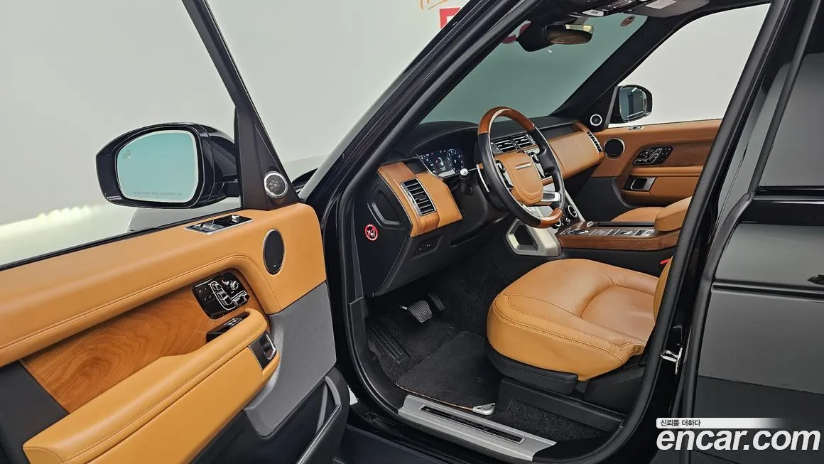 Land Rover Range Rover 2021 из KR, фото 8