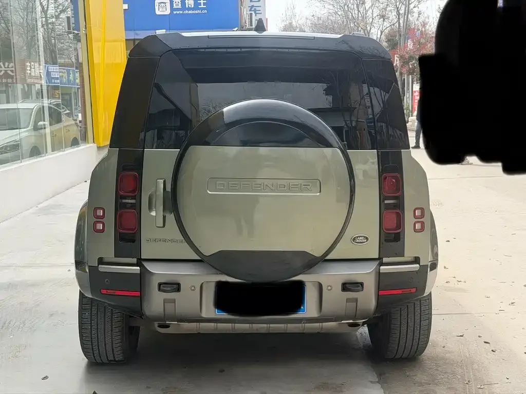 Land Rover Defender — фото 4