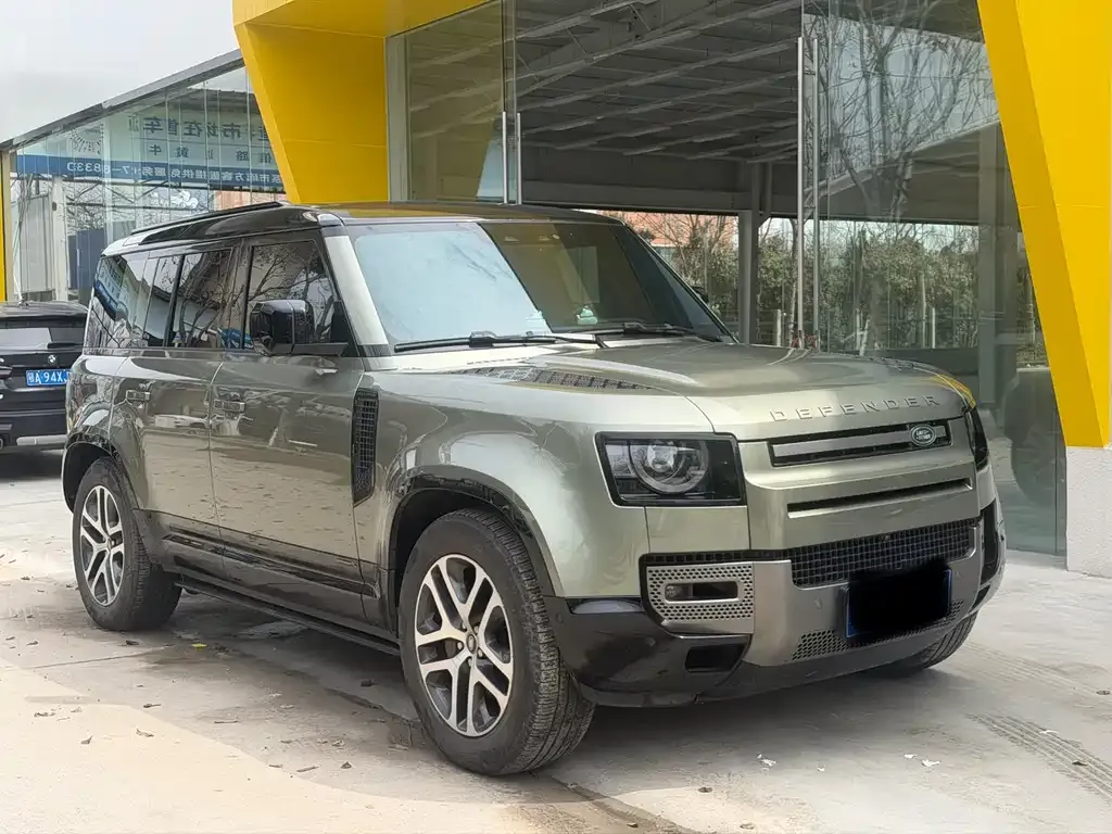 Land Rover Defender — фото 2