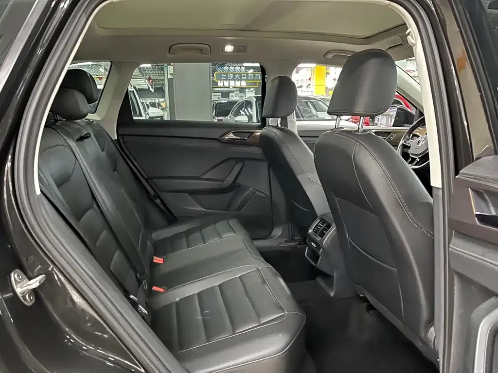 Volkswagen Tharu 2023 из CN, фото 2