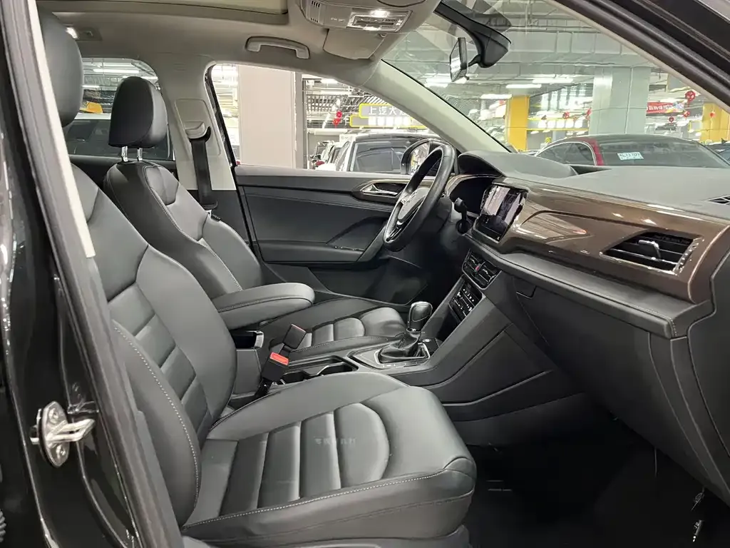 Volkswagen Tharu 2023 из CN, фото 8