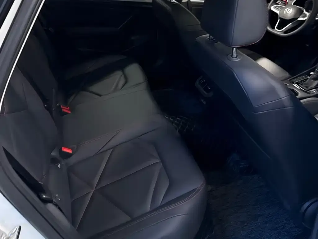 Volkswagen Lavida 2024 из CN, фото 3