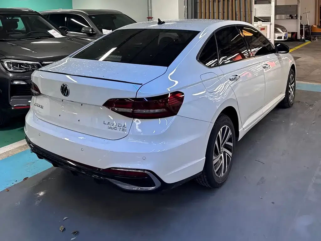 Volkswagen Lavida 2024 из CN, фото 4