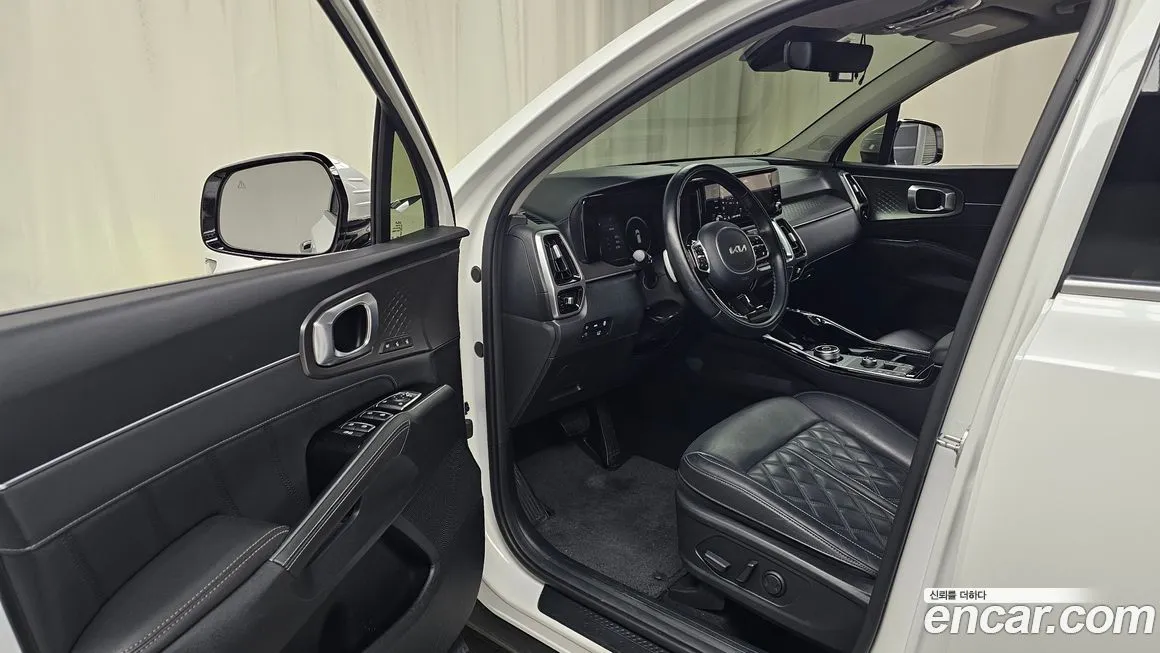 Kia Sorento — фото 6