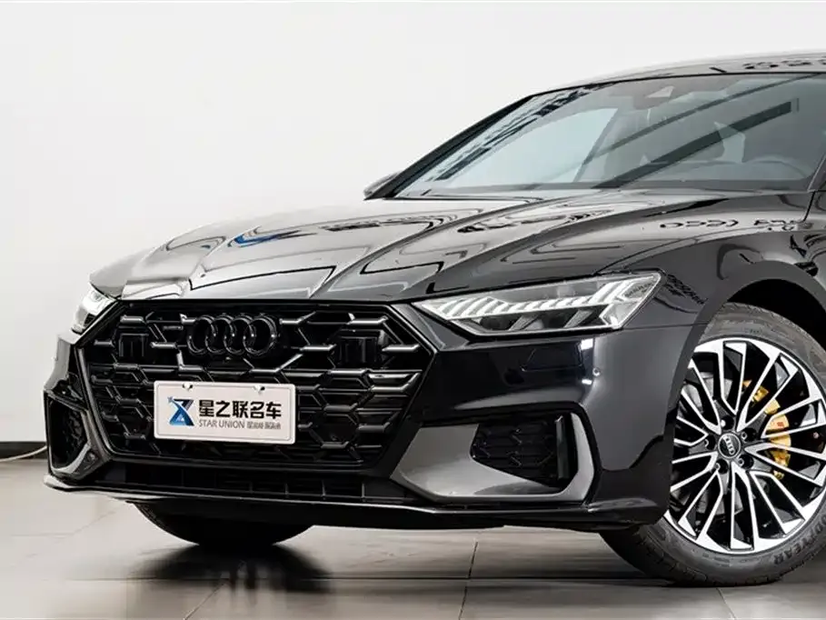 Audi A7L — фото 10