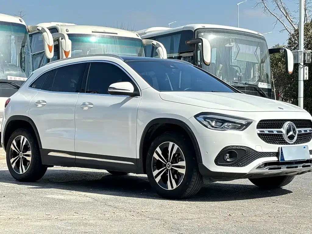 Mercedes-Benz GLA 2023 из CN, фото 10