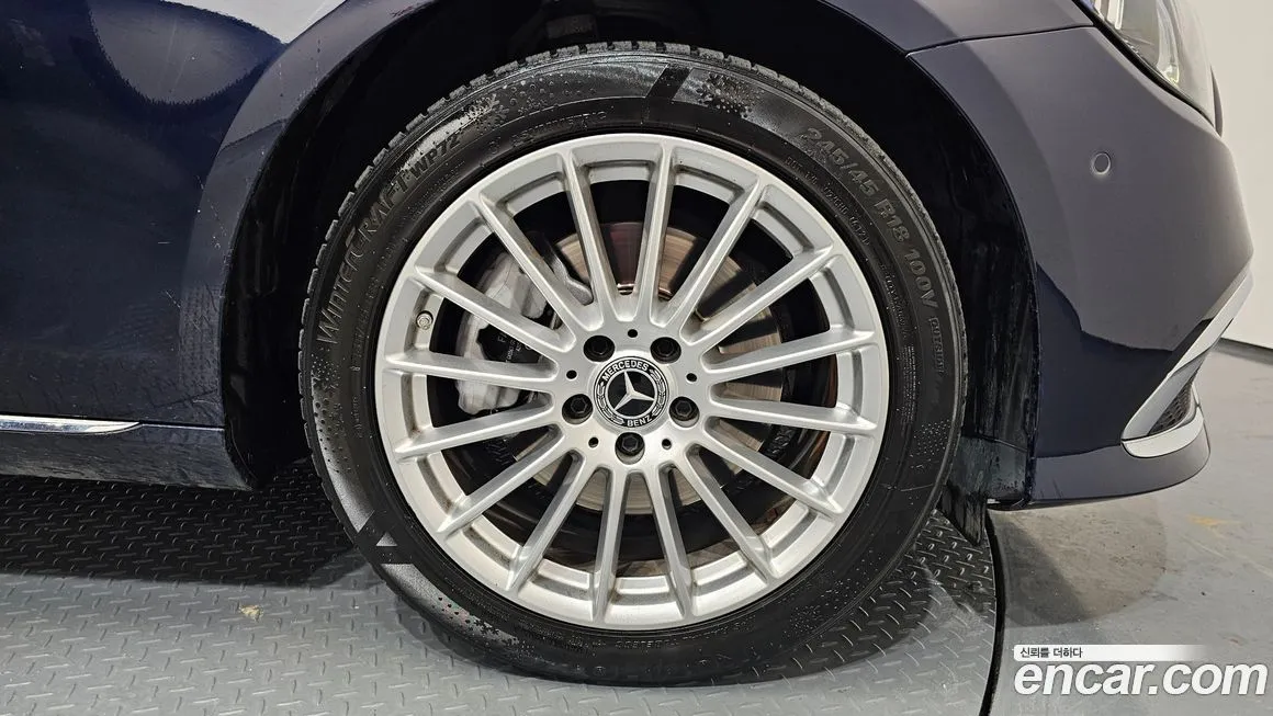 Mercedes-Benz E-Class 2021 из KR, фото 4