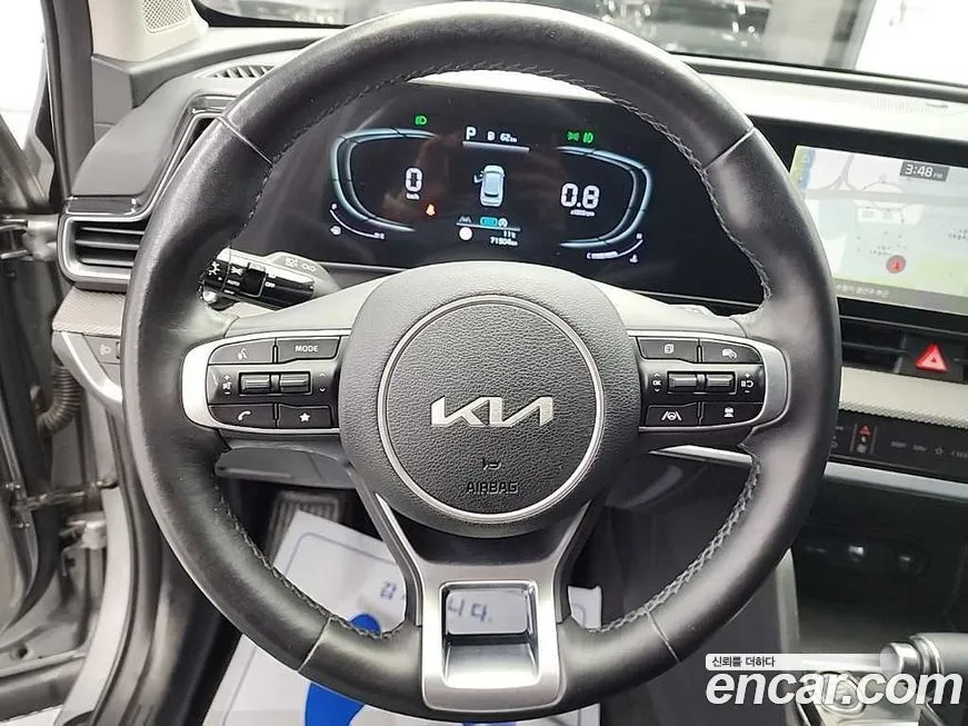 Kia Sportage — фото 8