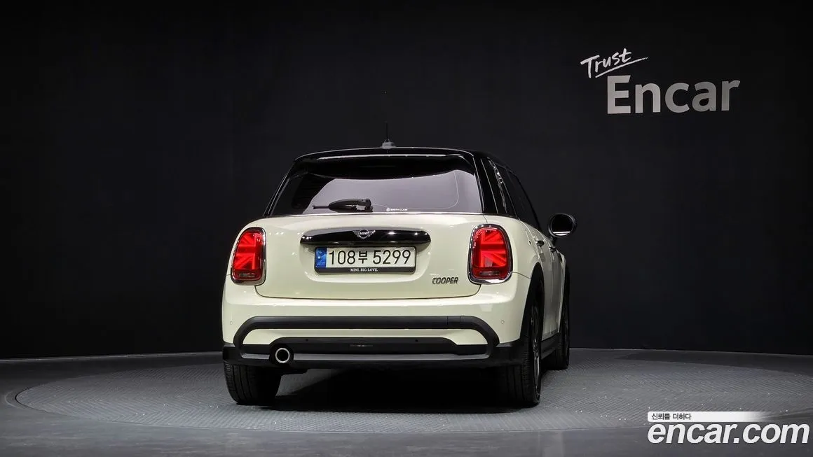 Mini Cooper 2022 из KR, фото 8