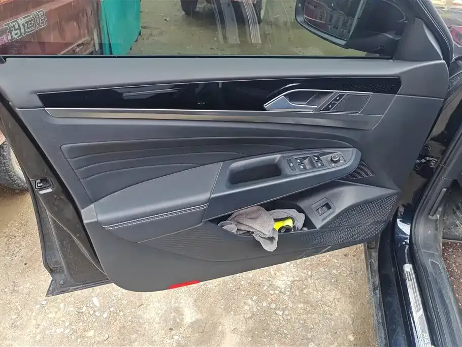 Volkswagen Passat — фото 4