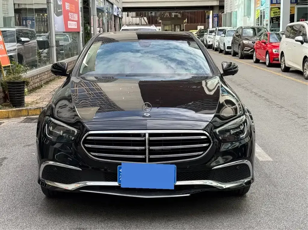 Mercedes-Benz E-Class 2023 из CN, фото 6