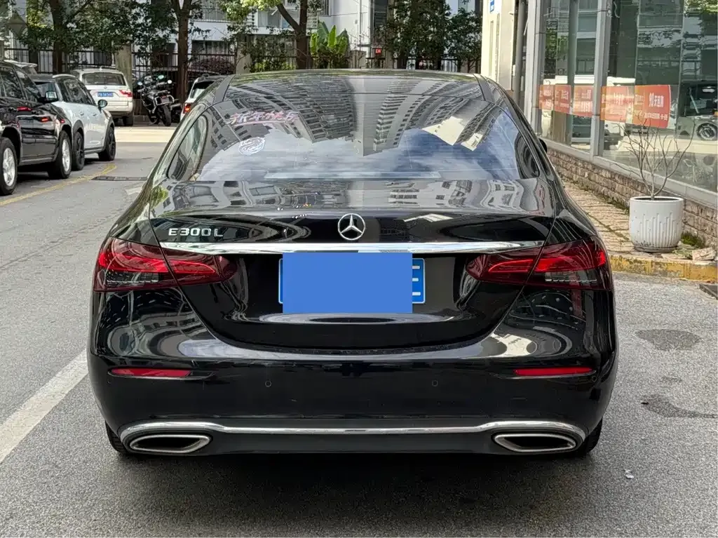 Mercedes-Benz E-Class 2023 из CN, фото 9