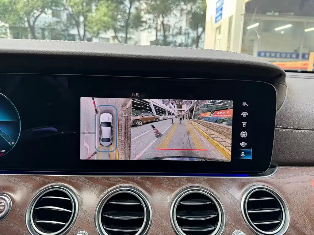Mercedes-Benz E-Class 2023 из CN, фото 2