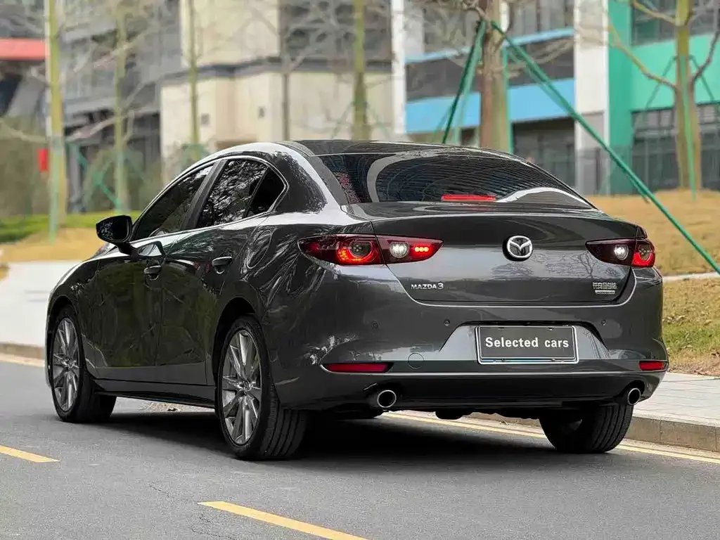 Mazda 3 Axela — фото 7
