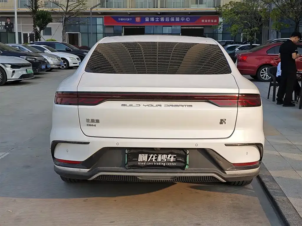 BYD Han — фото 2