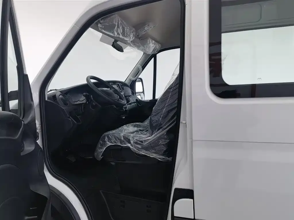 IVECO Ousheng 2024 из CN, фото 5