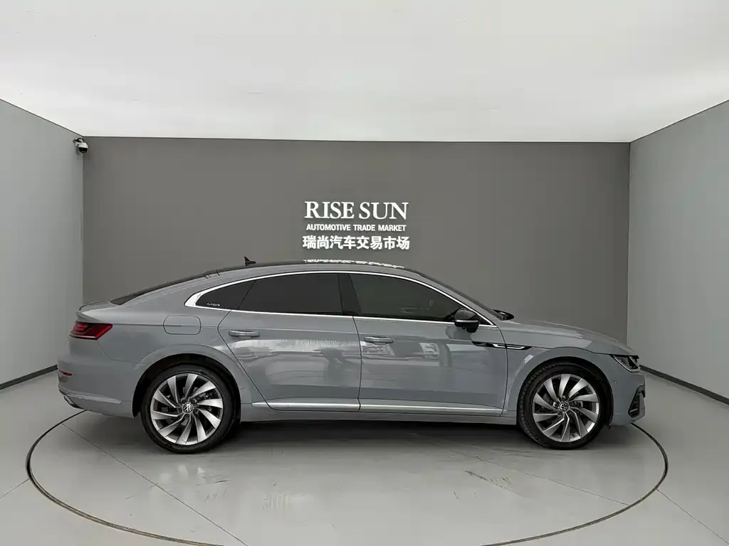 Volkswagen CC 2022 из CN, фото 2