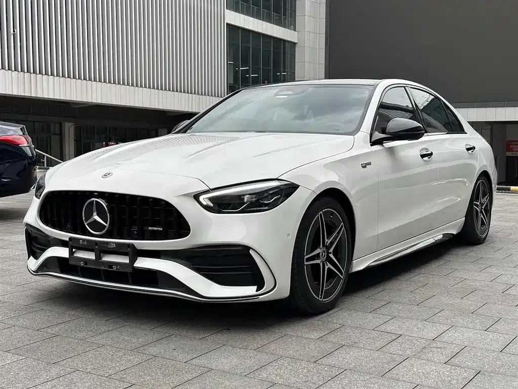 Mercedes-Benz C-Class — фото 1