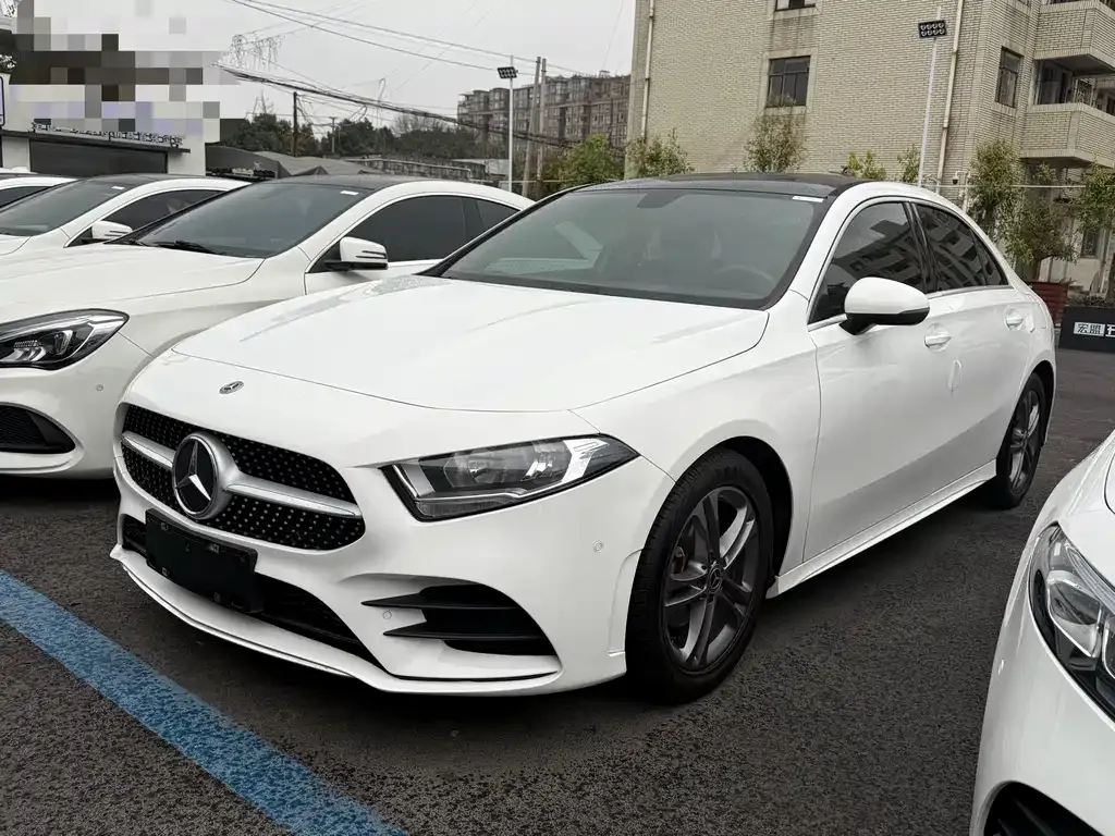 Mercedes-Benz A-Class — фото 1