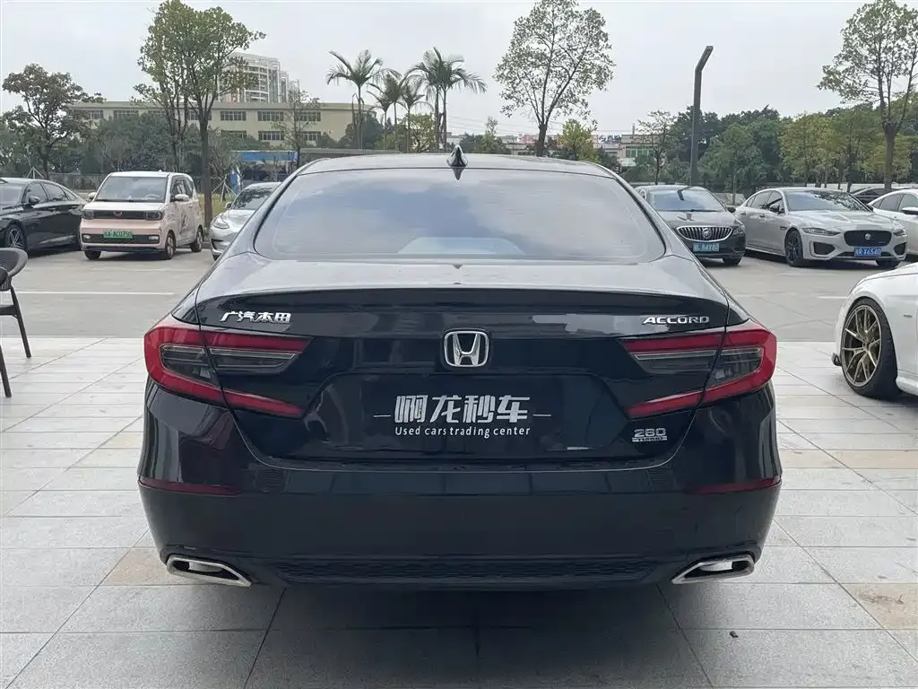 Honda Accord — фото 4