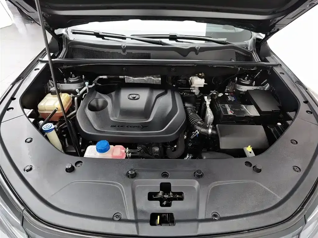 Changan CS75PLUS — фото 3