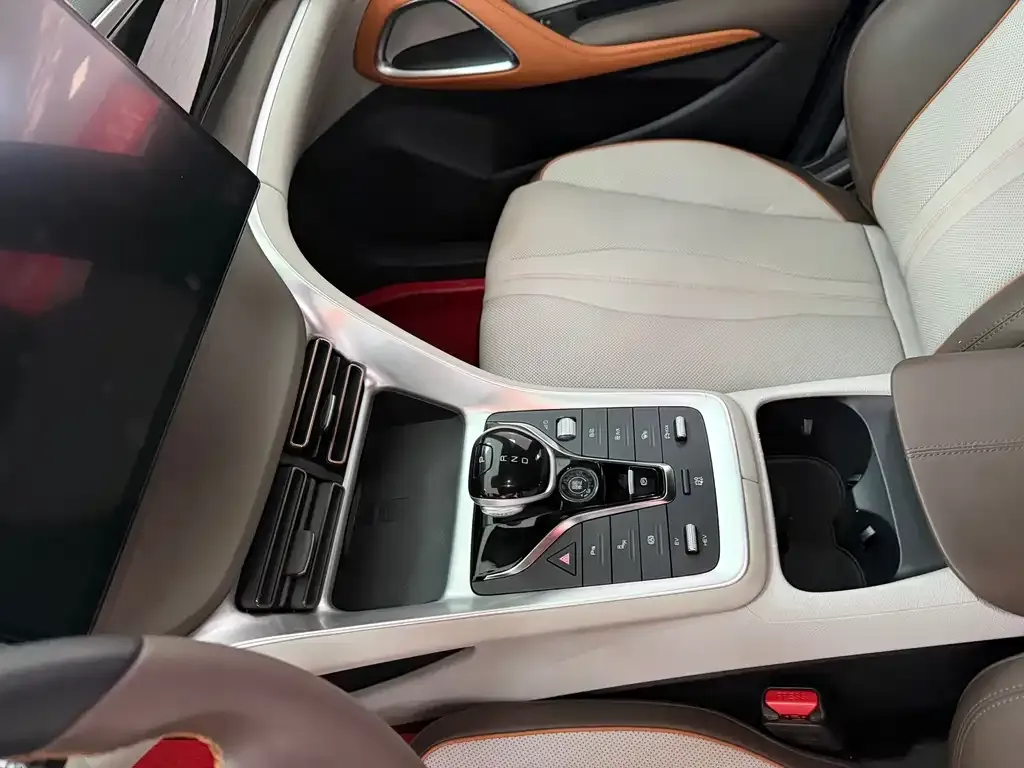 BYD Pro New Energy — фото 6