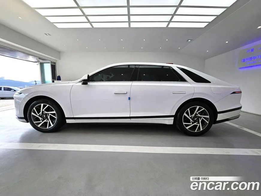 Hyundai Grandeur 2023 из KR, фото 6