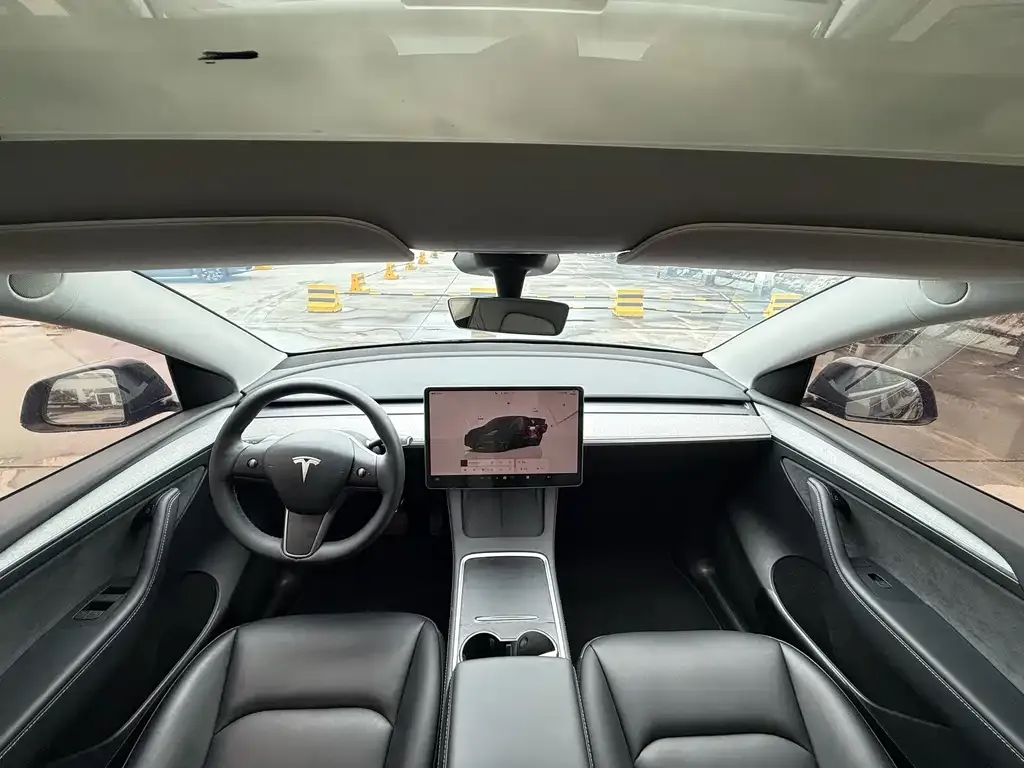 Tesla Model Y 2024 из CN, фото 5