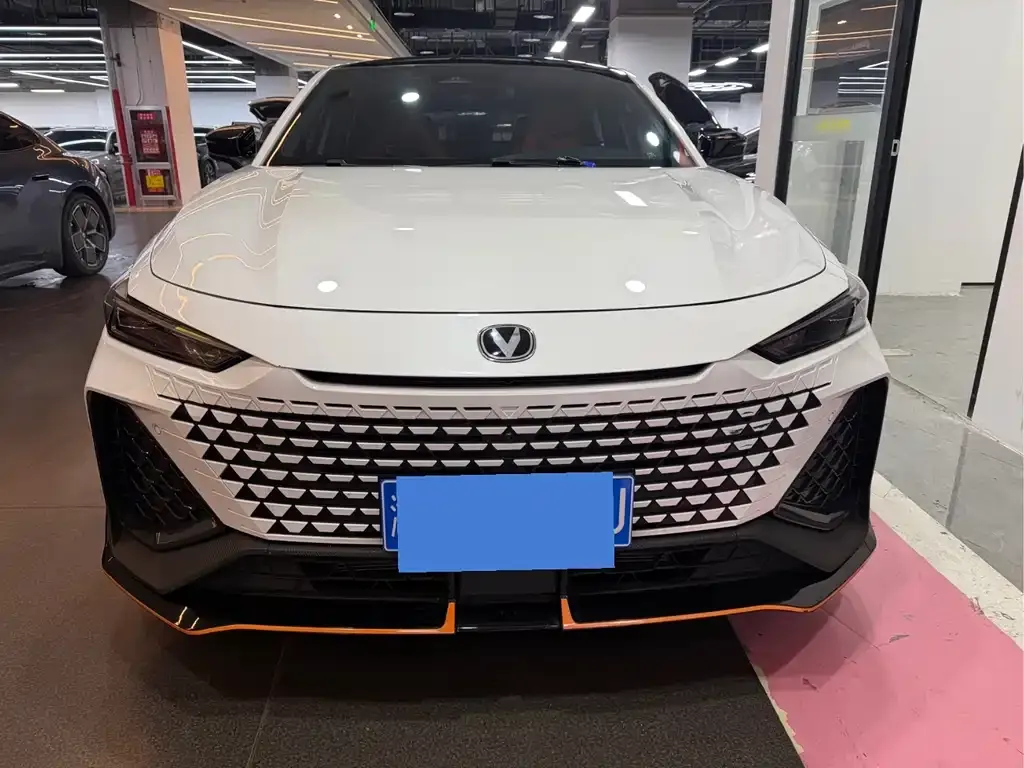 Changan UNI-V 2024 из CN, фото 2