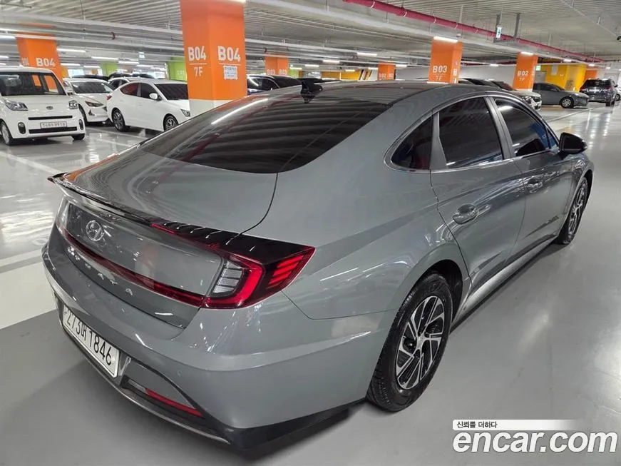 Hyundai Sonata 2022 из KR, фото 3